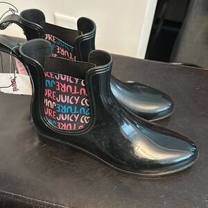 Juicy ankle rain boots